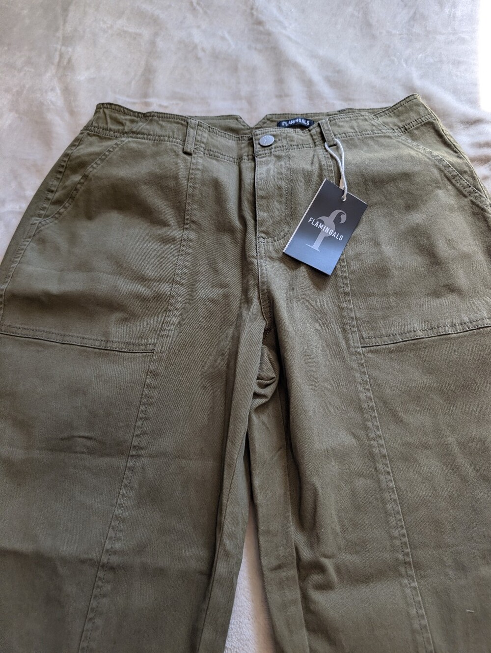 Flamingals Solid Stitch Detail Mid Waist Barrel Deep Pocket Crop Green NWT Large - Picture 5 of 11